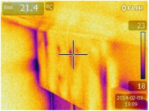 Thermal imaging of plasterboard apartment